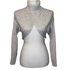 ASTR Taissa Turtleneck cream/oatmeal shrug sweater